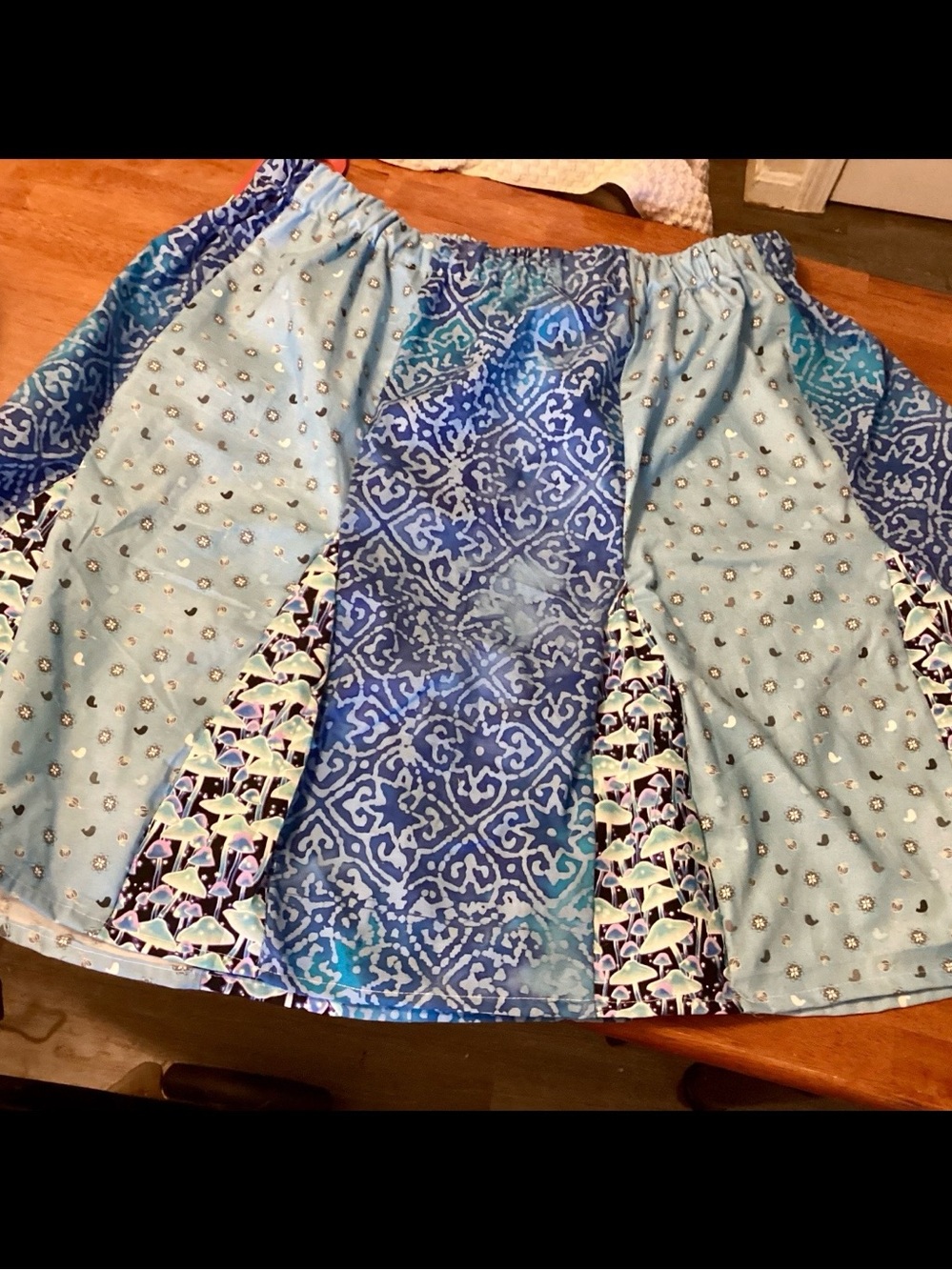 2X 3X Blue Psychedelic Mushroom Gored 100% Cotton Full Skirt Elastic Waist